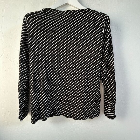 Chico's Womens Black White Diagonal Dot Print Cotton Long Sleeve Top Size 2 - Picture 2 of 8